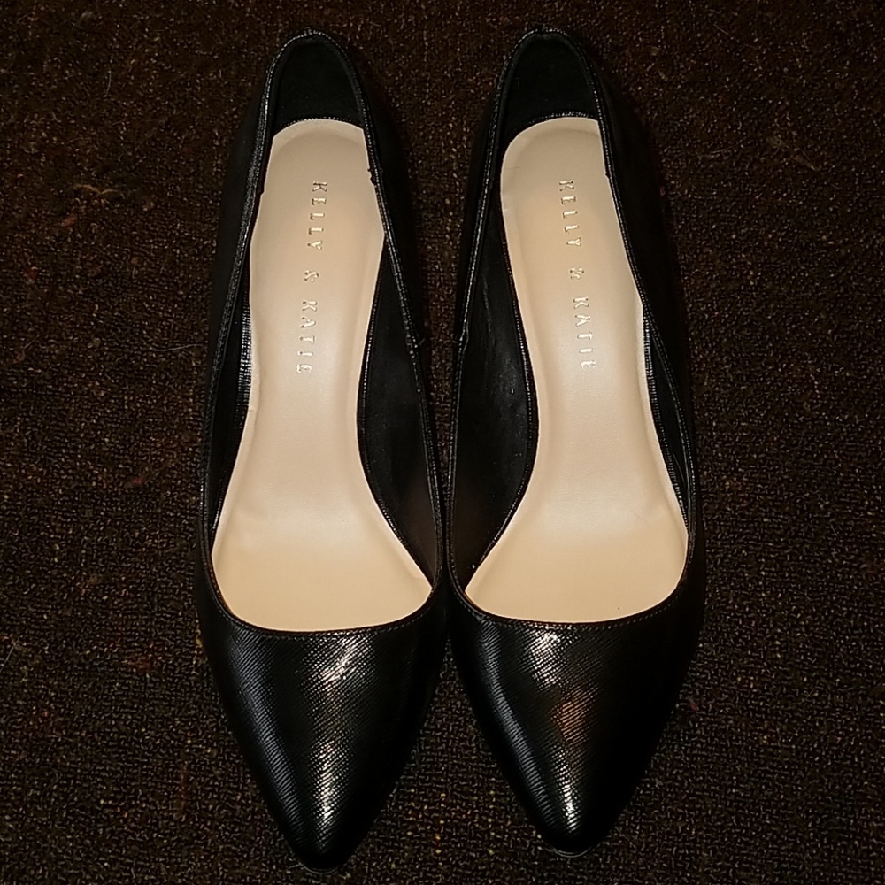 Kelly & Katie pumps